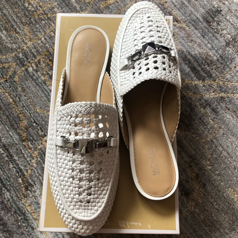 MK slides - Picture 2 of 3